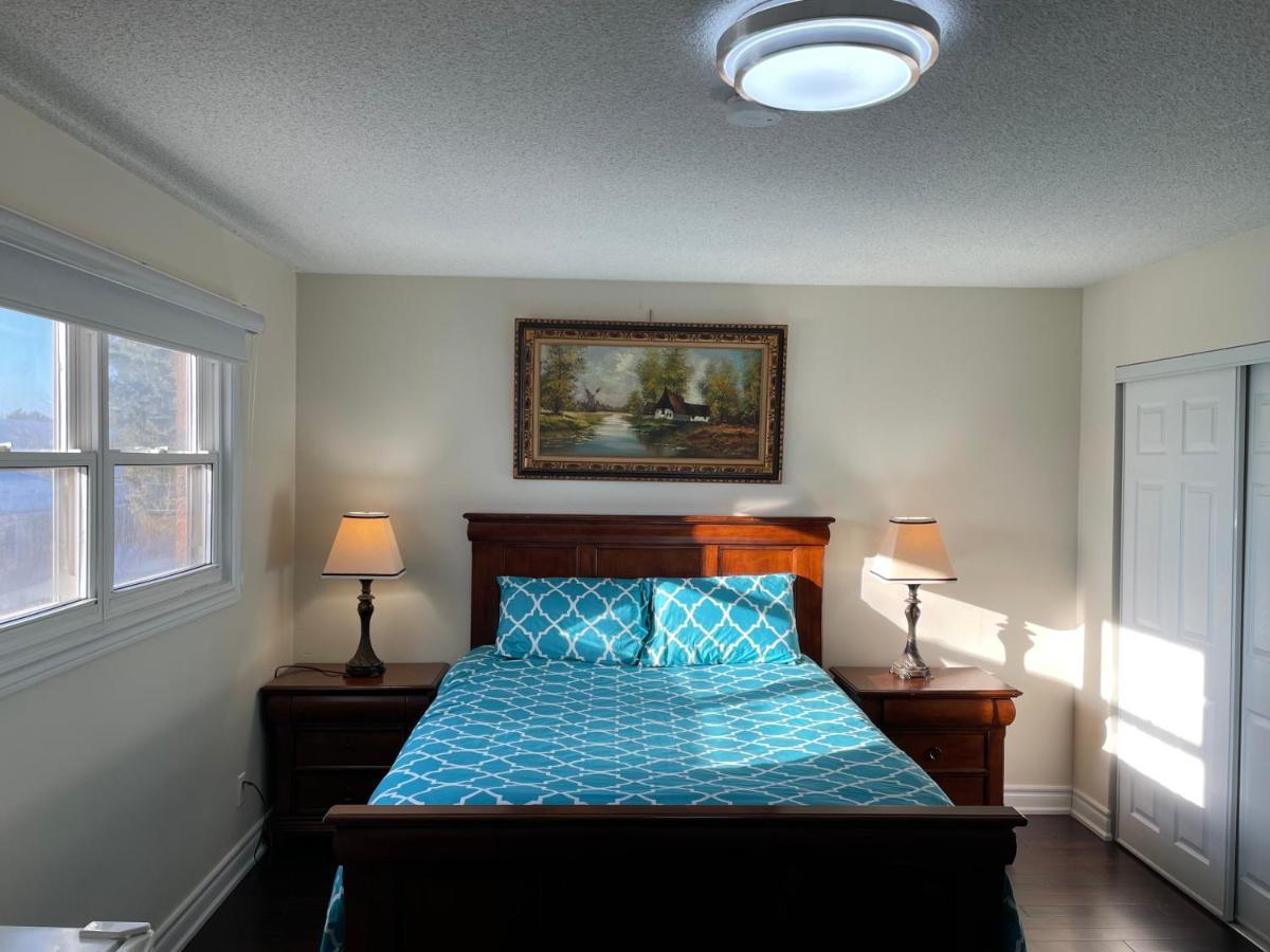 77 Nice And Warm Series Rooms טורונטו מראה חיצוני תמונה