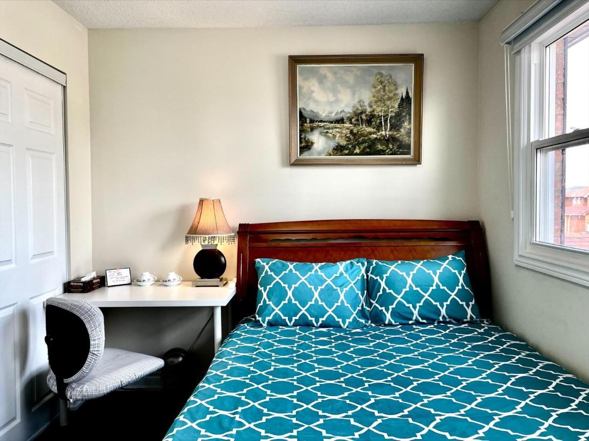 77 Nice And Warm Series Rooms טורונטו מראה חיצוני תמונה