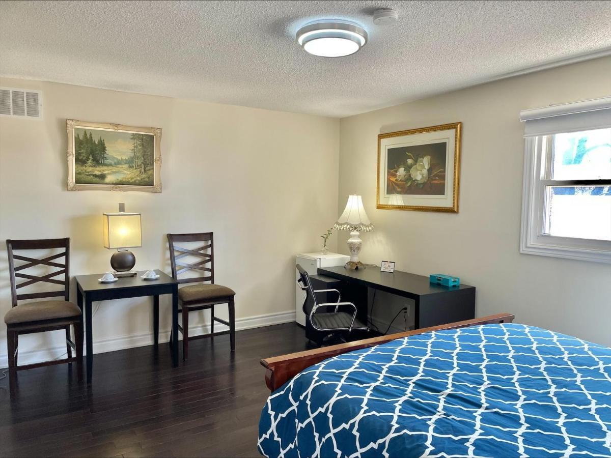 77 Nice And Warm Series Rooms טורונטו מראה חיצוני תמונה
