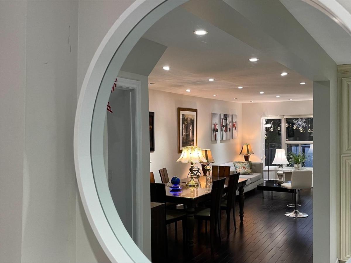 77 Nice And Warm Series Rooms טורונטו מראה חיצוני תמונה